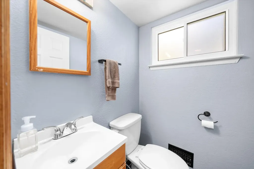 1079 Stamford Road Superior Charter Township MI 48198