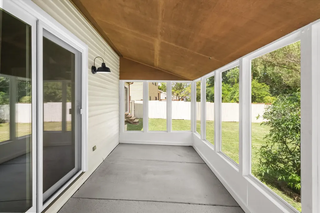 1079 Stamford Road Superior Charter Township MI 48198