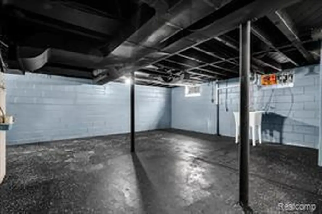 19703 Mansfield Street Detroit City MI 48235
