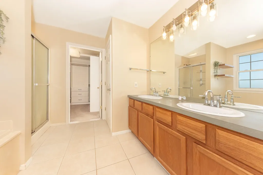 7659 Carlton Drive Ypsilanti Charter Township MI 48197