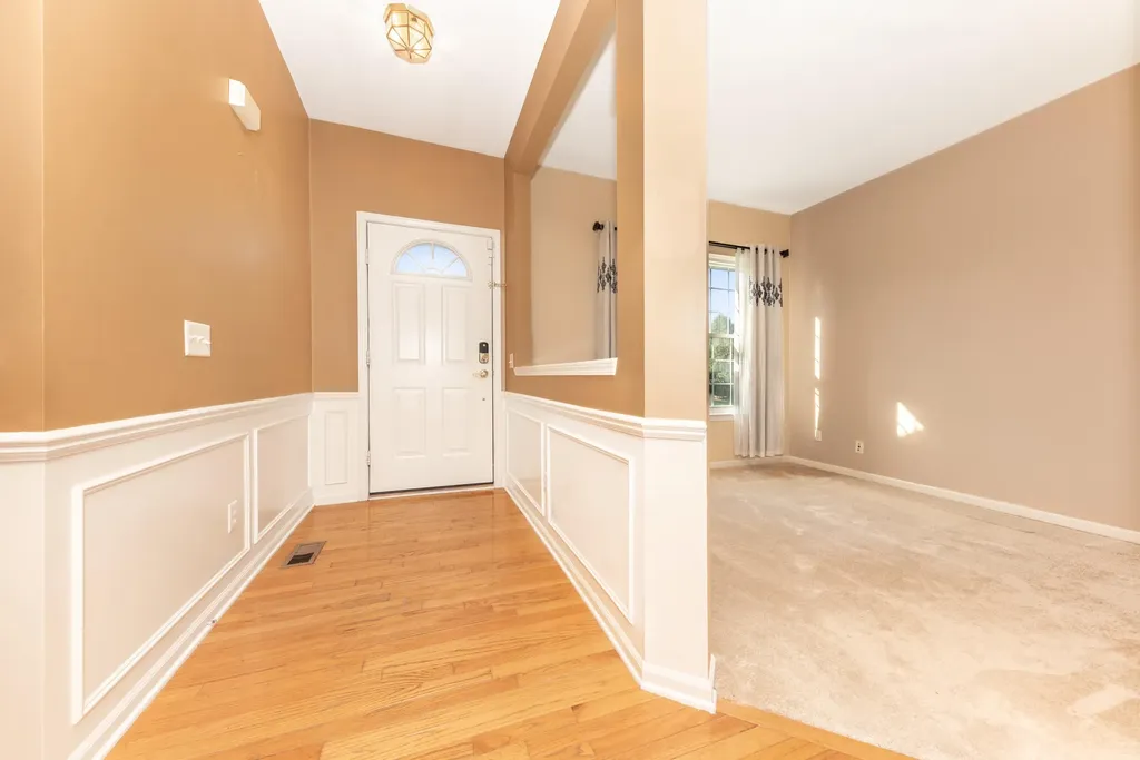 7659 Carlton Drive Ypsilanti Charter Township MI 48197