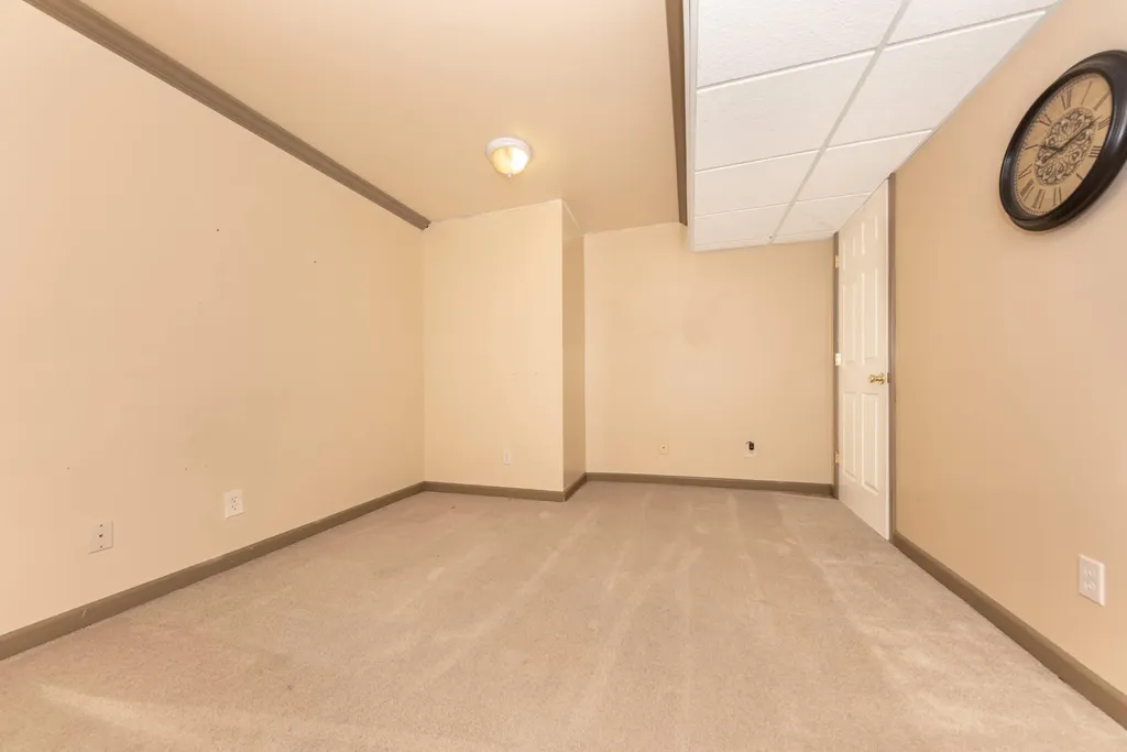 7659 Carlton Drive Ypsilanti Charter Township MI 48197