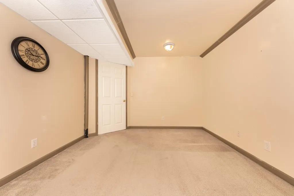 7659 Carlton Drive Ypsilanti Charter Township MI 48197