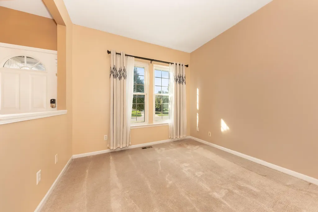 7659 Carlton Drive Ypsilanti Charter Township MI 48197