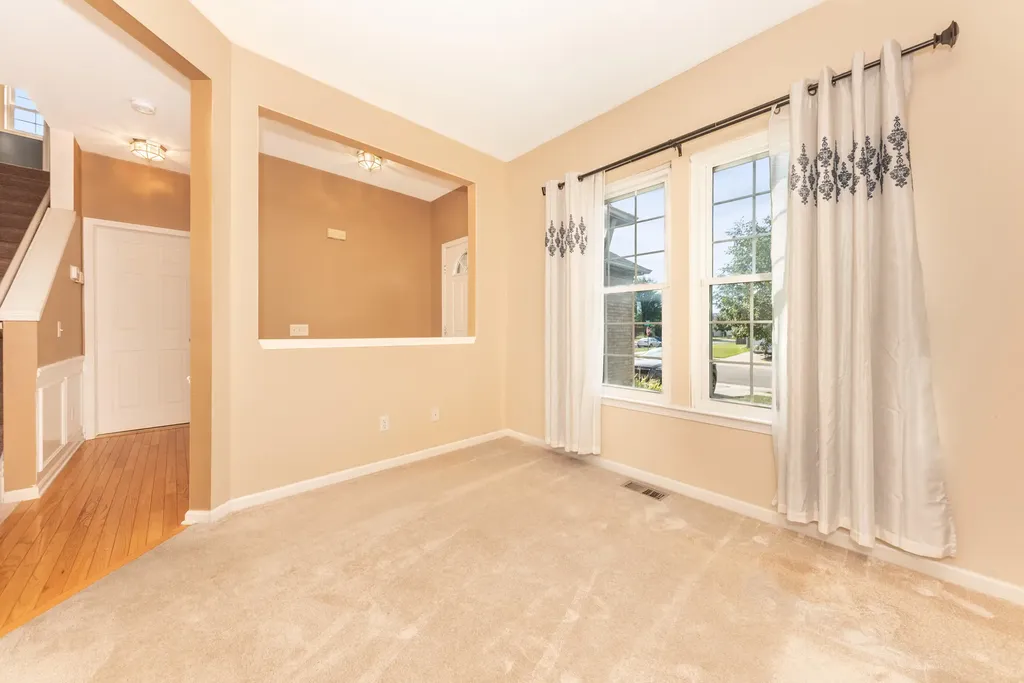 7659 Carlton Drive Ypsilanti Charter Township MI 48197
