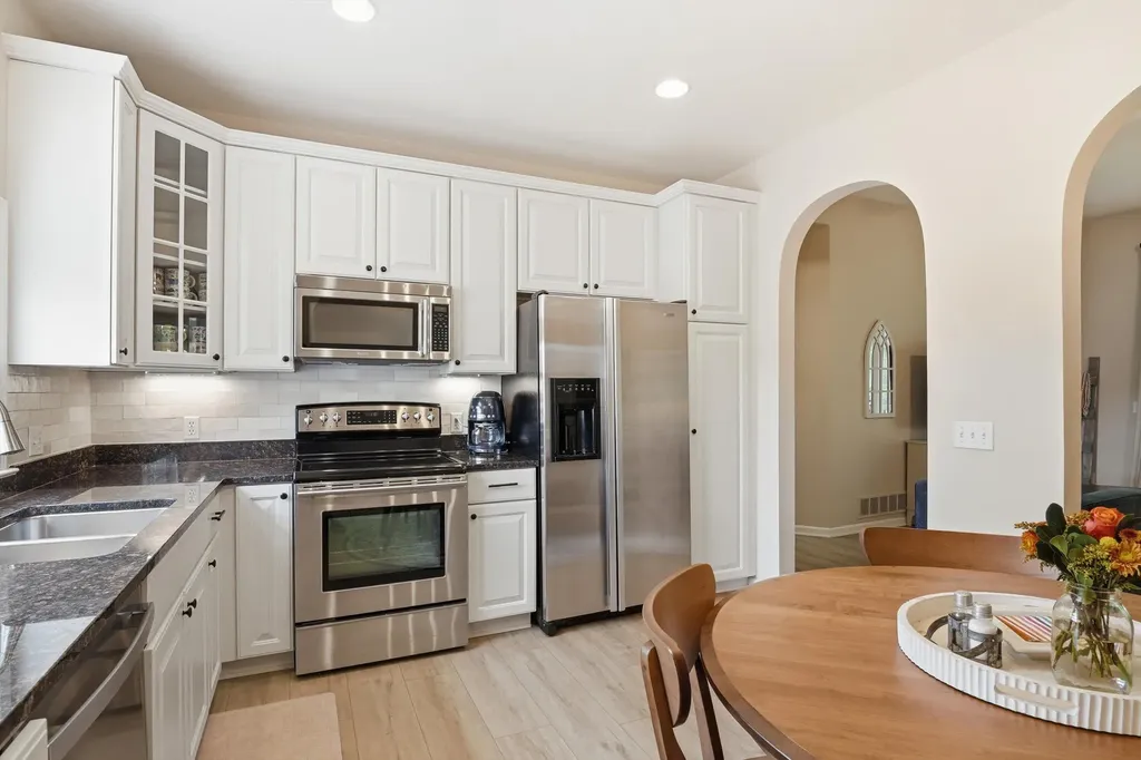 2946 Hunley Drive Ann Arbor City MI 48105