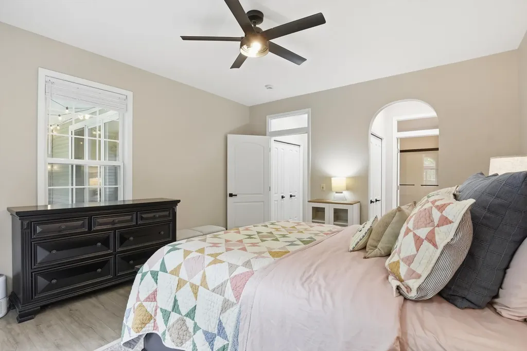 2946 Hunley Drive Ann Arbor City MI 48105