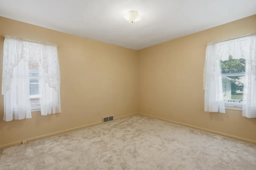 3031 Syracuse Street Dearborn City MI 48124