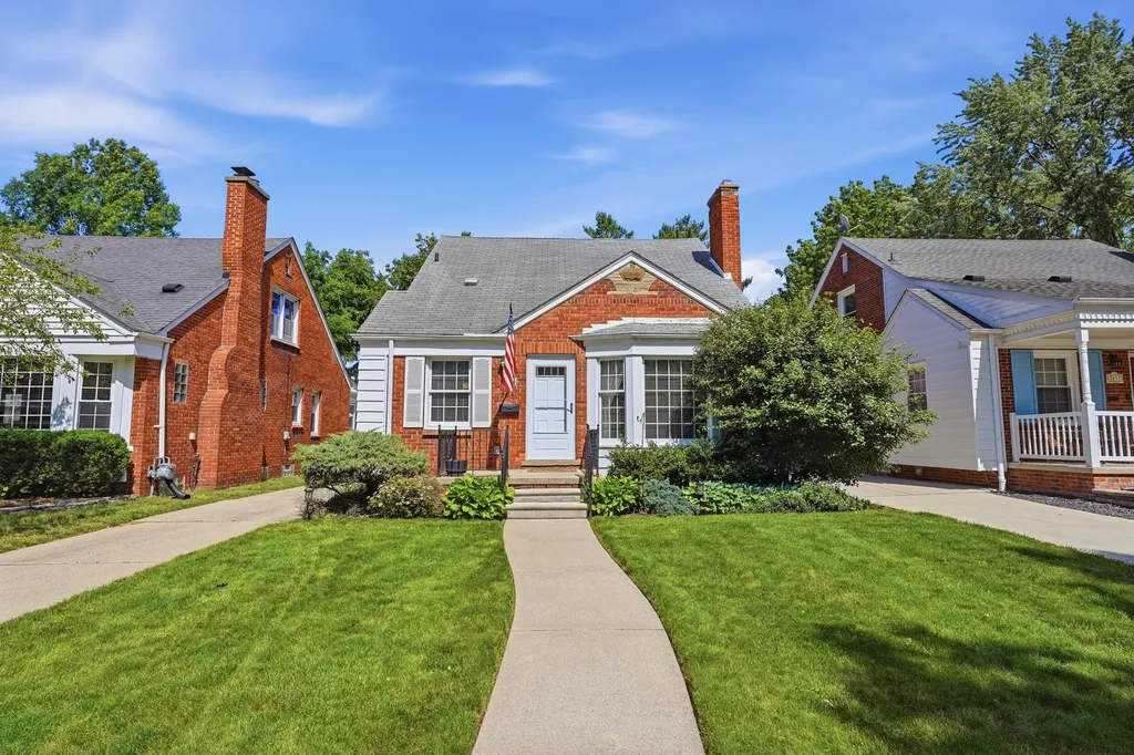 3031 Syracuse Street Dearborn City MI 48124