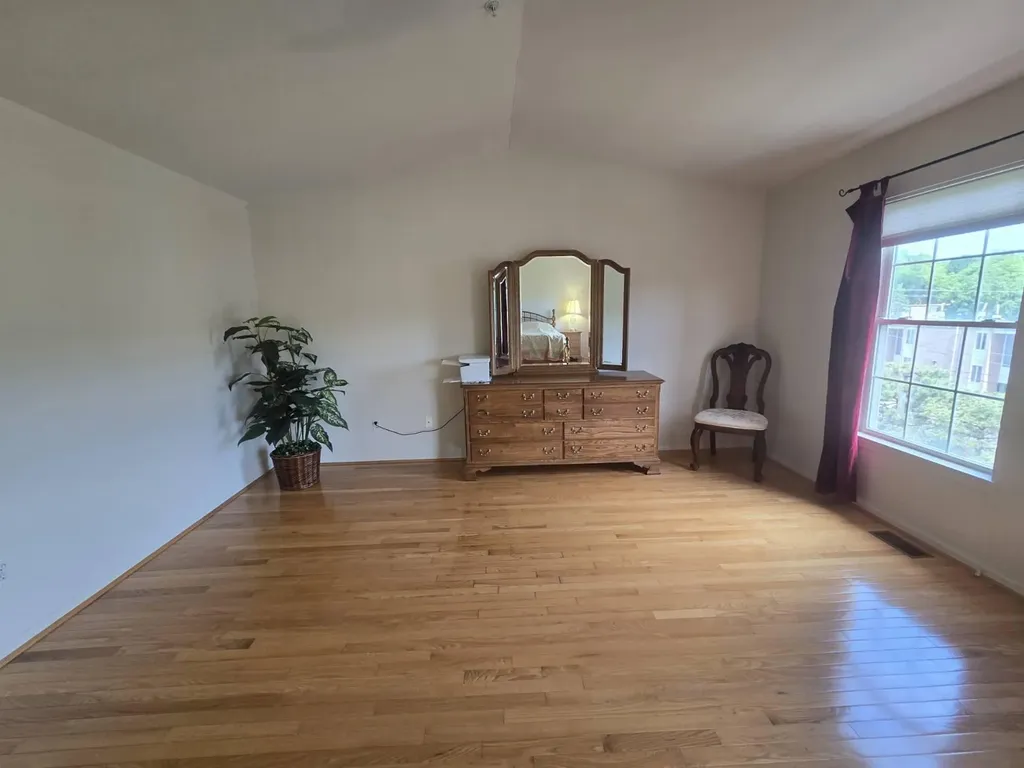 1141 Freesia Court Ann Arbor City MI 48105