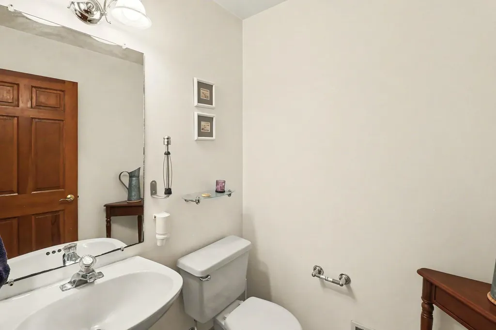 11202 Clovis Pointe Drive Green Oak Township MI 48178