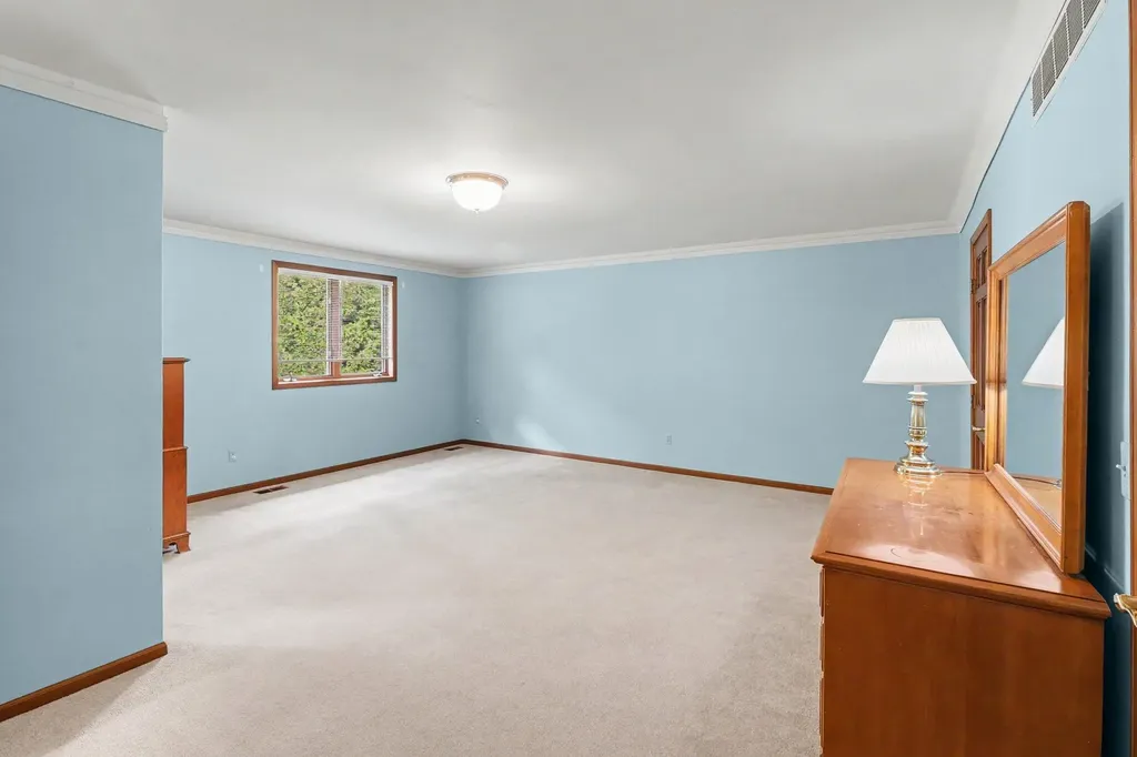 11202 Clovis Pointe Drive Green Oak Township MI 48178