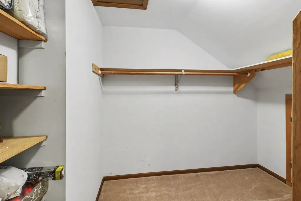 11202 Clovis Pointe Drive Green Oak Township MI 48178