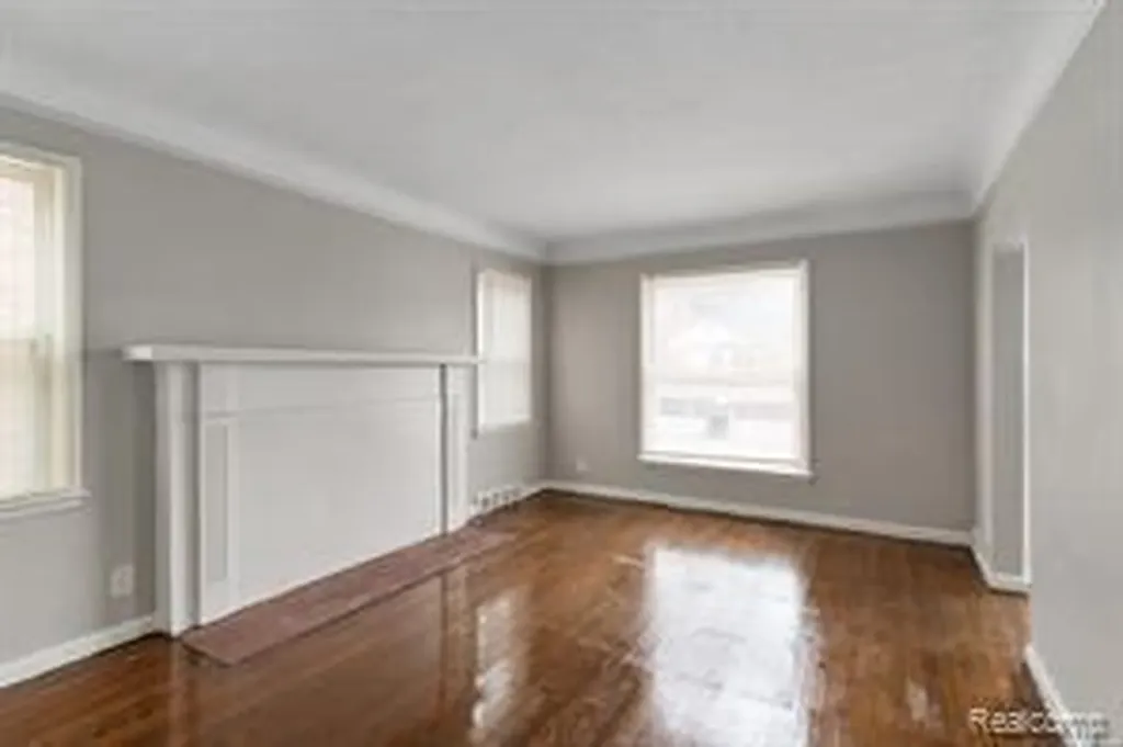 10642 Mckinney Street Detroit City MI 48224