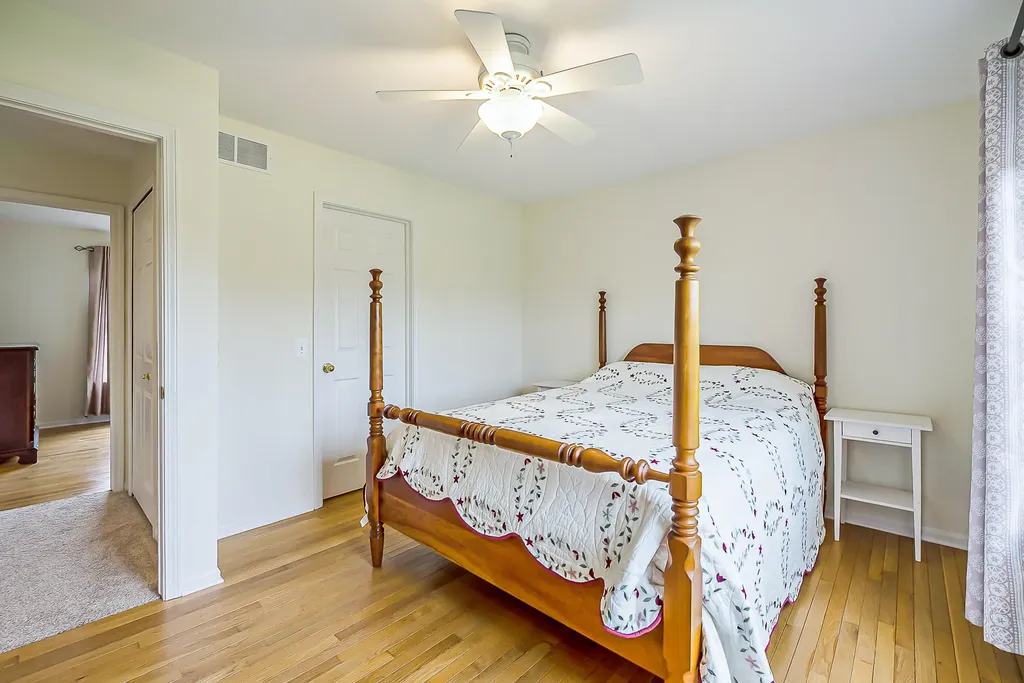 8757 Sydney Drive York Charter Township MI 48176