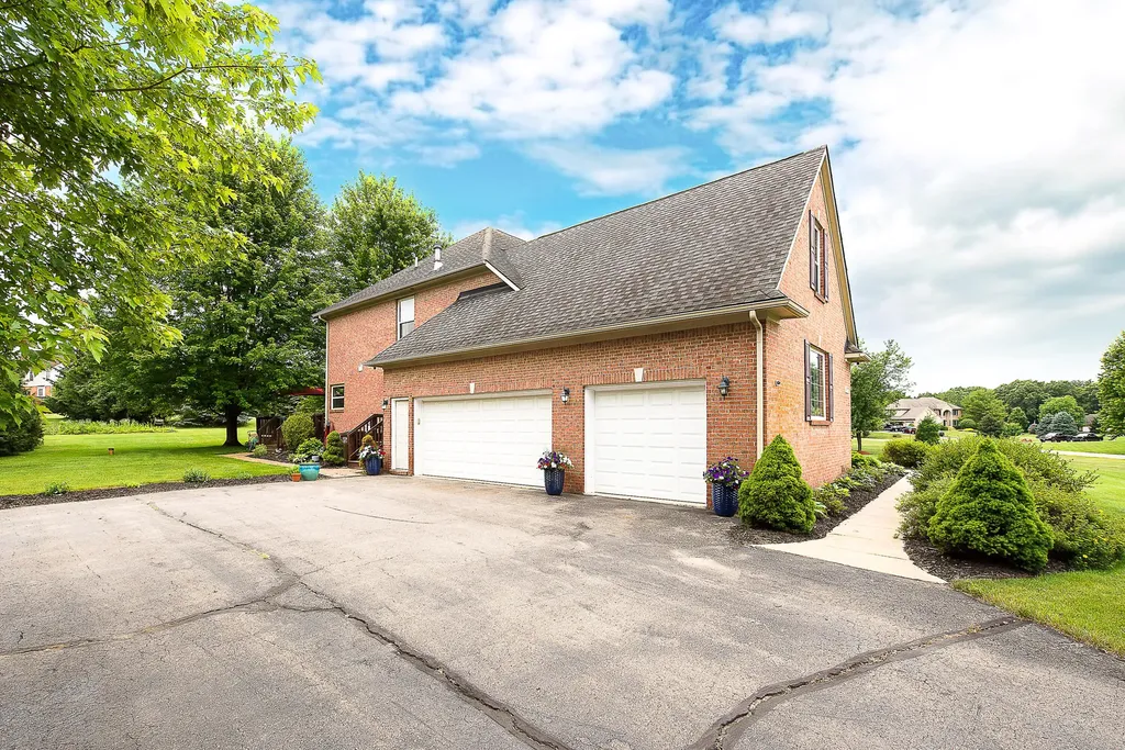 8757 Sydney Drive York Charter Township MI 48176