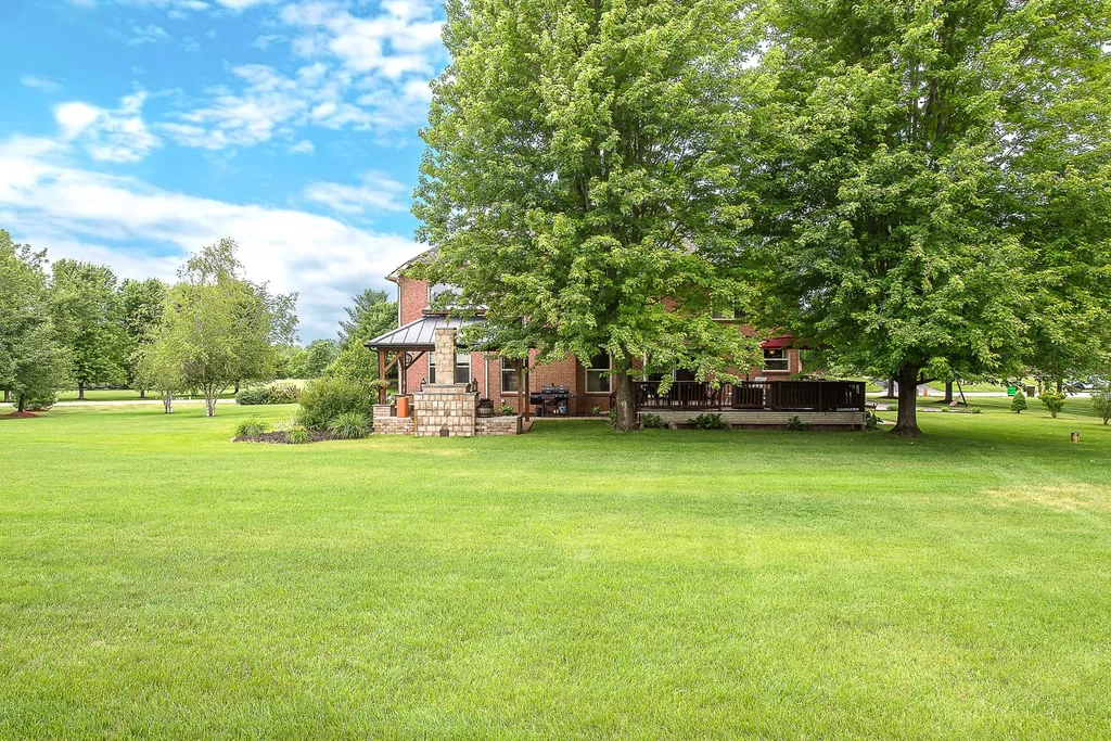 8757 Sydney Drive York Charter Township MI 48176
