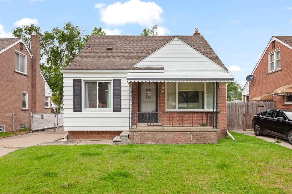 736 Farnham Avenue Lincoln Park City MI 48146