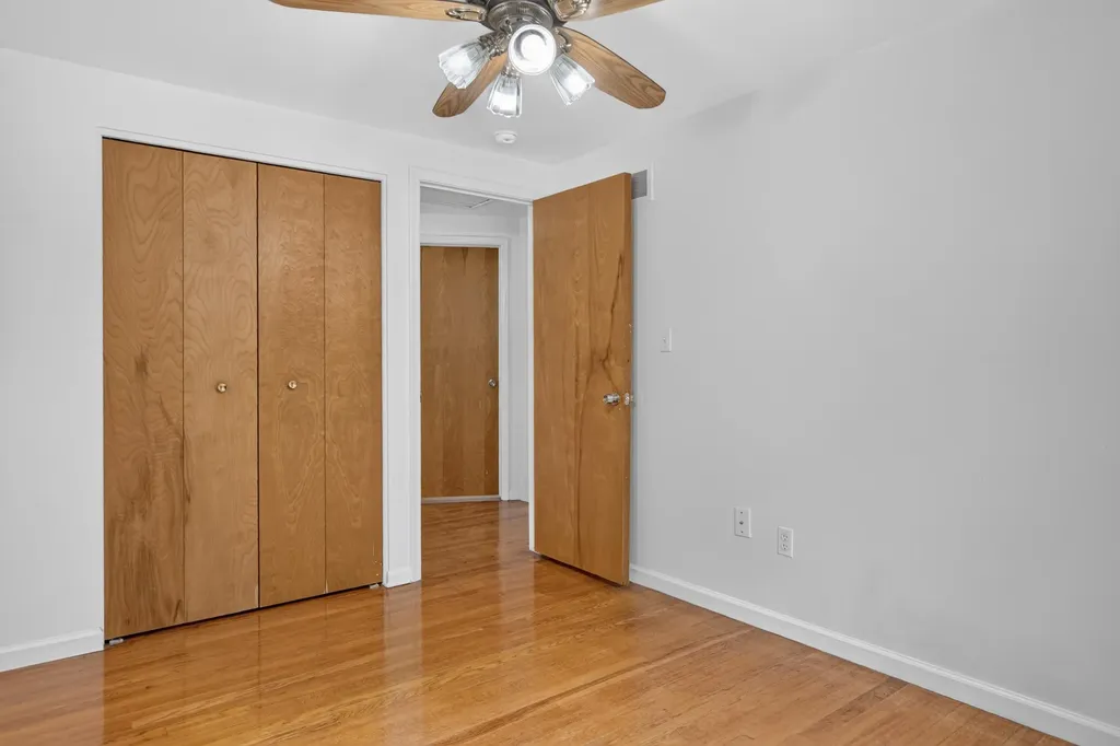 32463 Dunford Street Farmington Hills City MI 48334