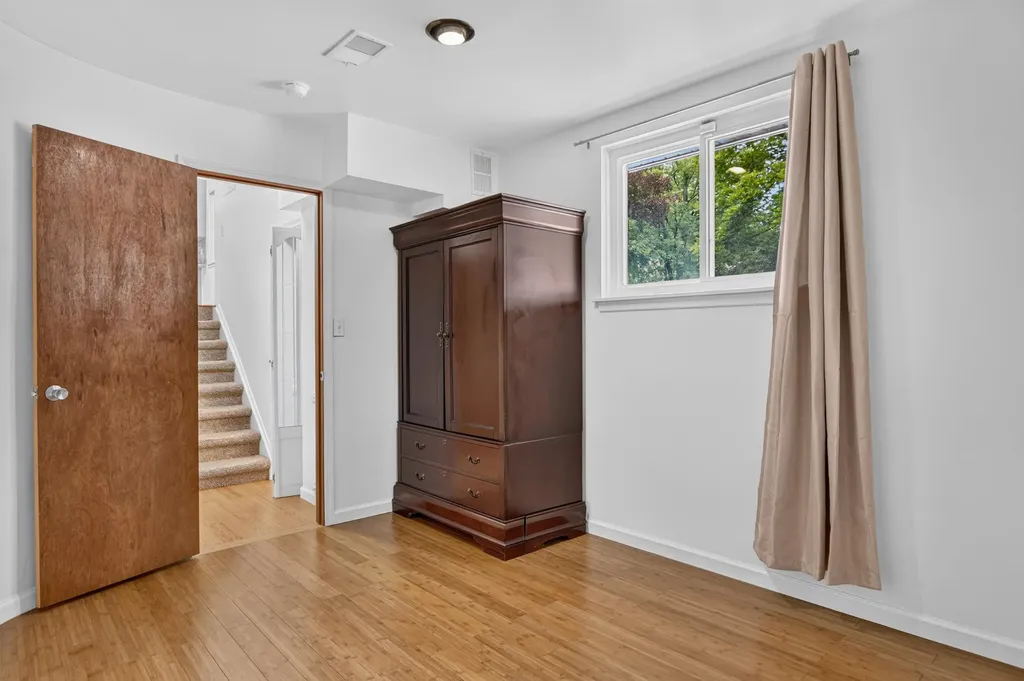 32463 Dunford Street Farmington Hills City MI 48334