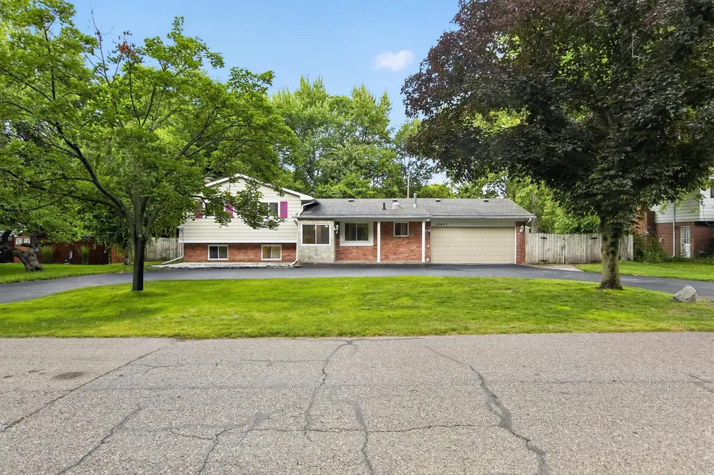 32463 Dunford Street Farmington Hills City MI 48334