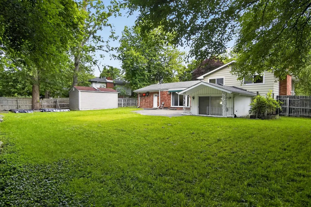 32463 Dunford Street Farmington Hills City MI 48334