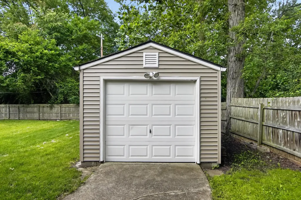 32463 Dunford Street Farmington Hills City MI 48334