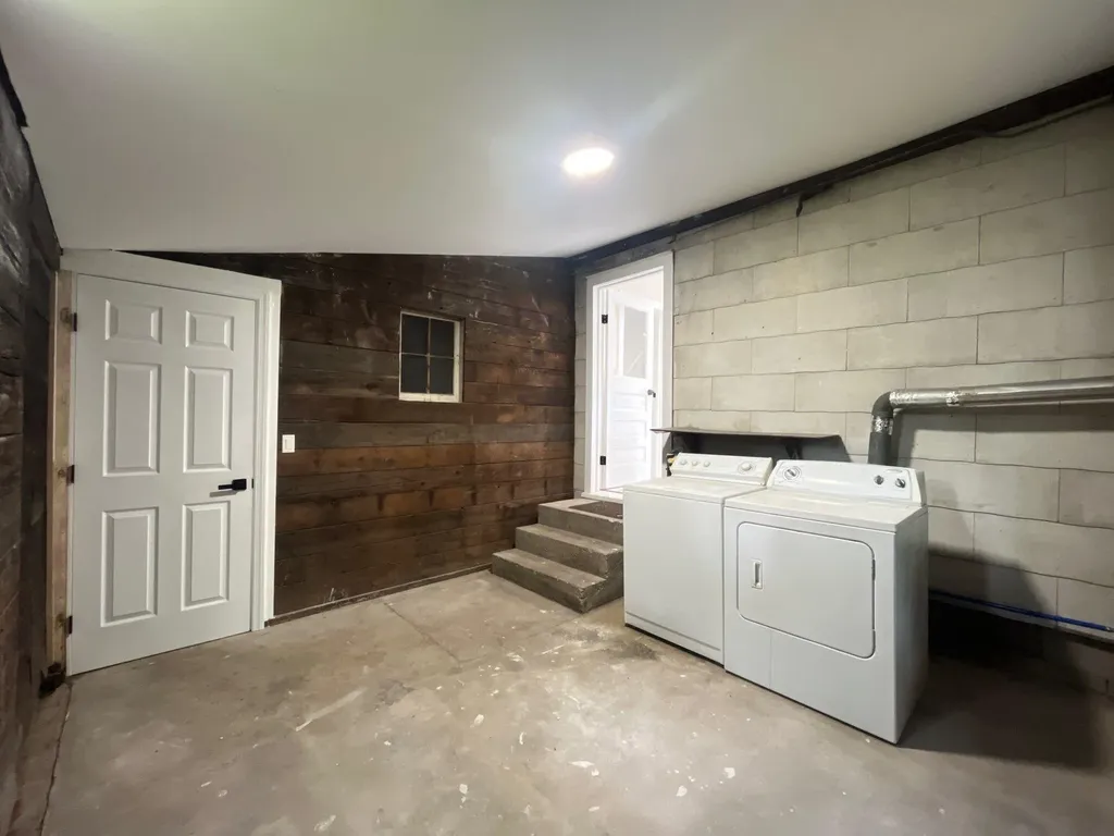 226 Cedar Street NE Cedar Springs City MI 49319