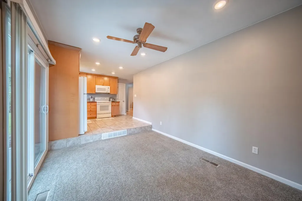 14638 Ellen Drive Livonia City MI 48154