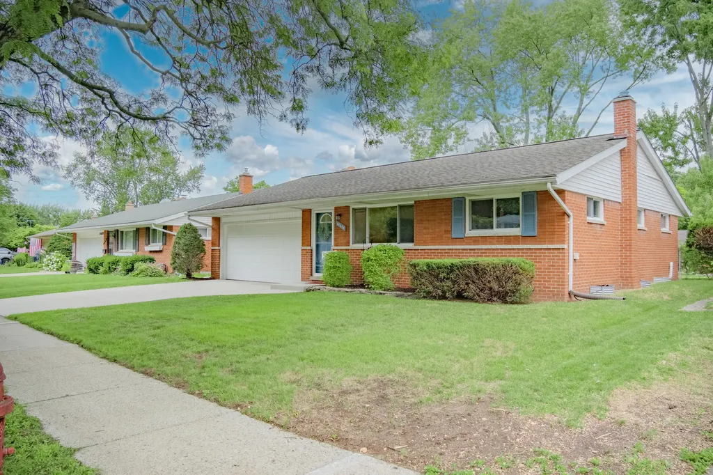 14638 Ellen Drive Livonia City MI 48154