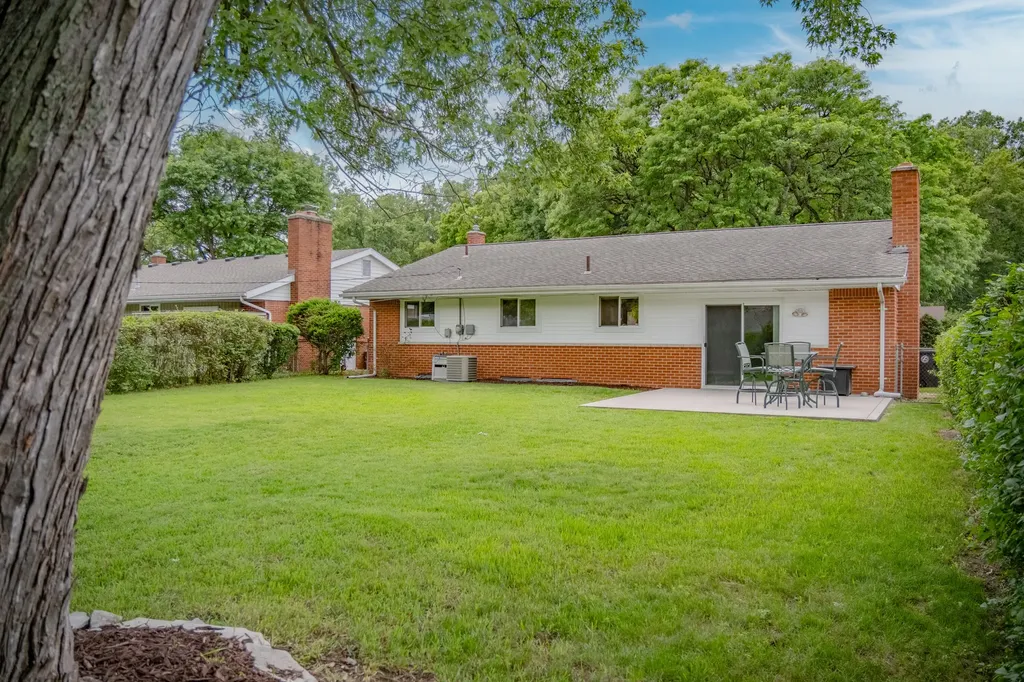 14638 Ellen Drive Livonia City MI 48154