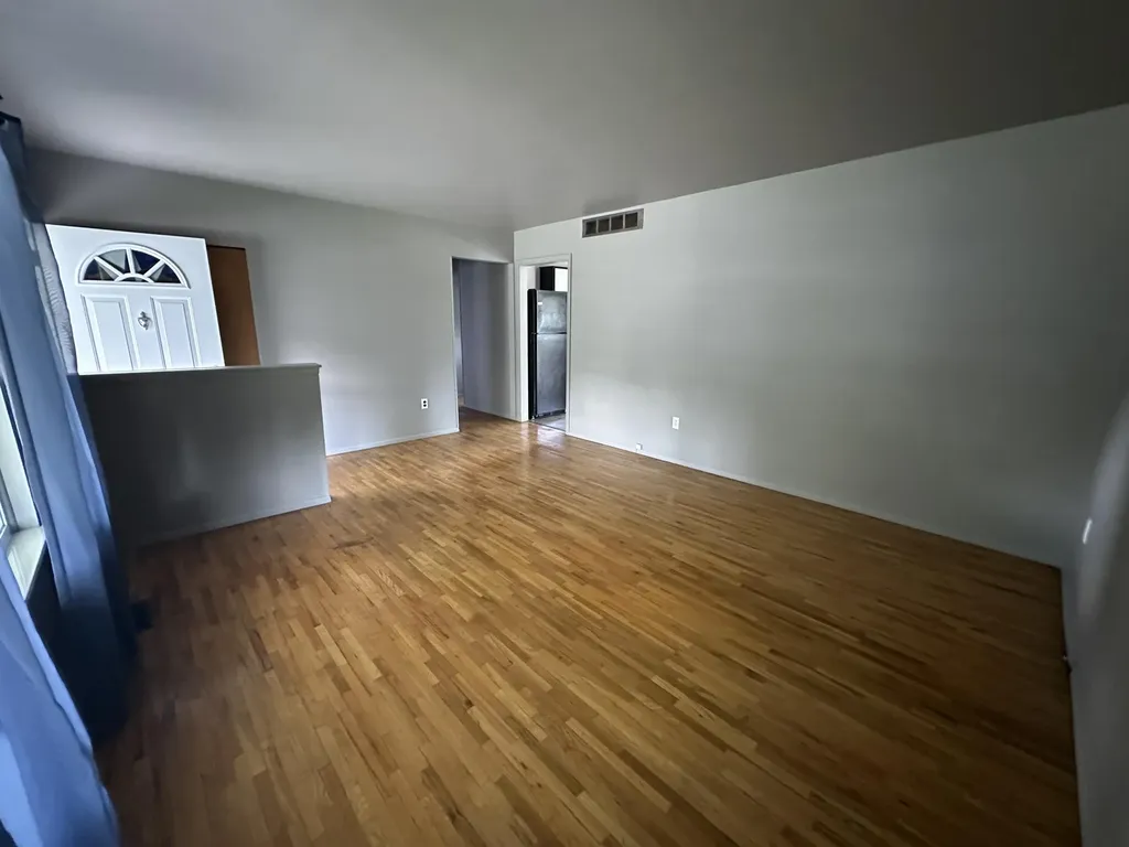 9856 Van Buren Street Van Buren Charter Township MI 48111