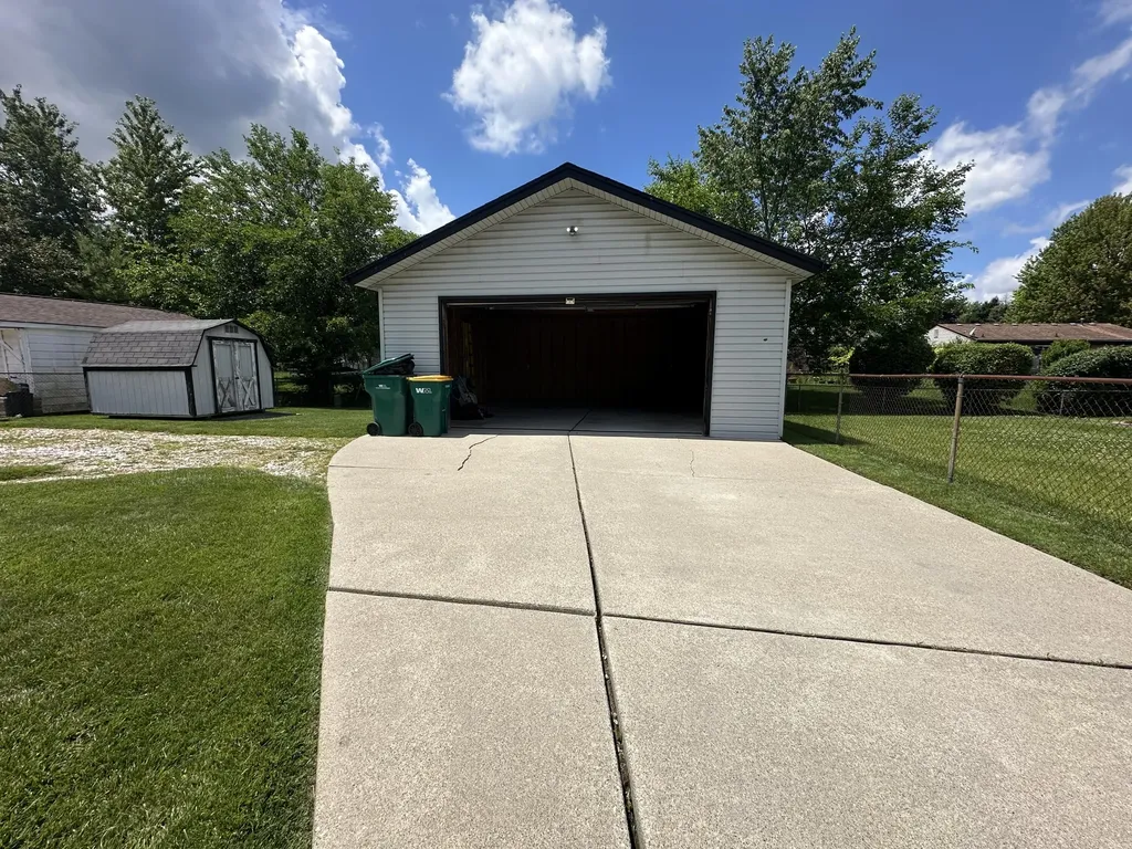 9856 Van Buren Street Van Buren Charter Township MI 48111