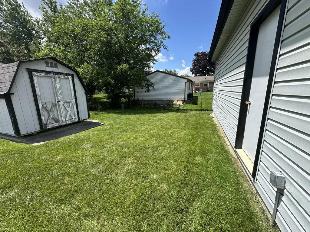 9856 Van Buren Street Van Buren Charter Township MI 48111