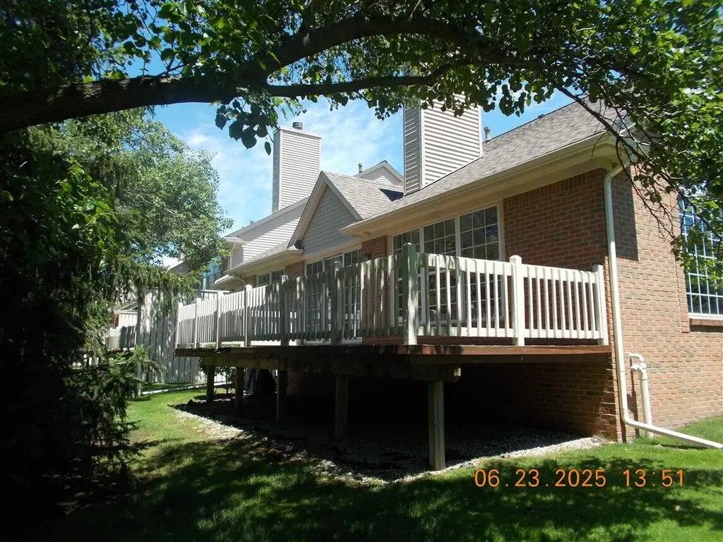 2304 Cleveland Way Canton Charter Township MI 48188