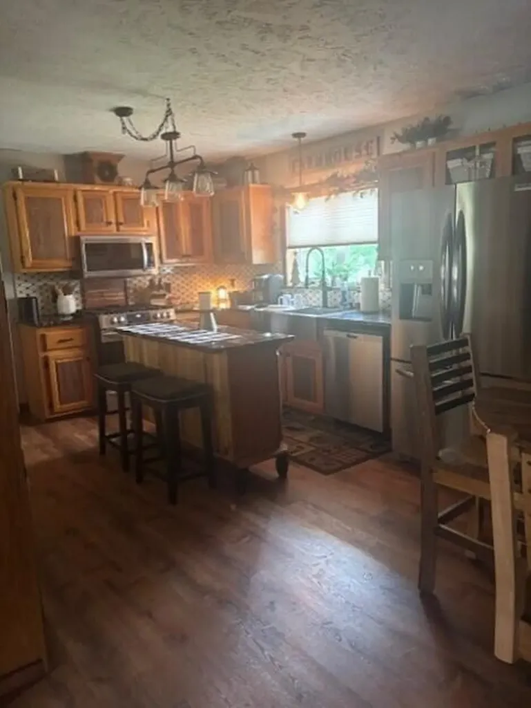1976 Estelle Road Hayes Township MI 49735