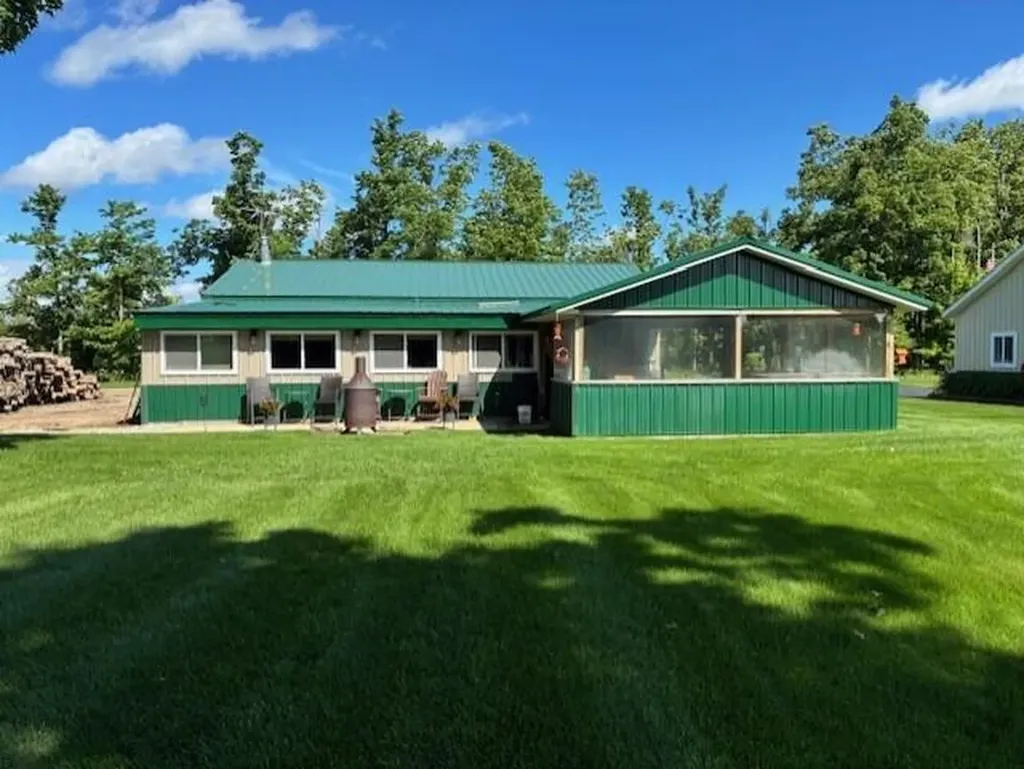 1976 Estelle Road Hayes Township MI 49735