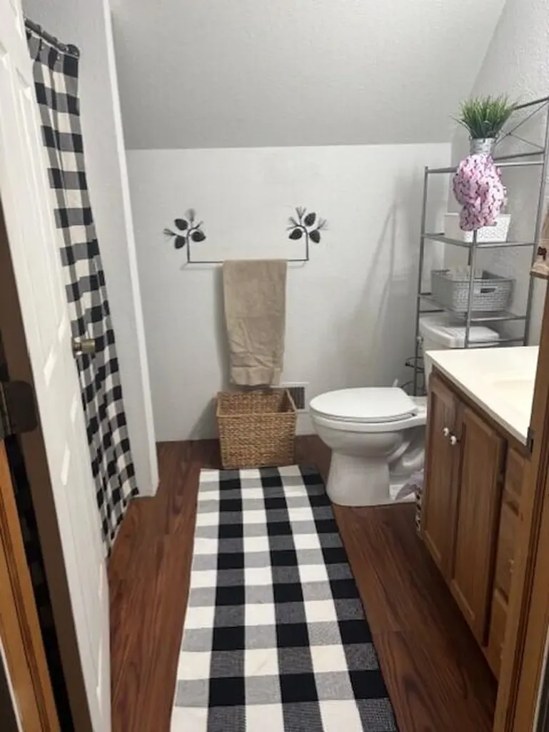 1976 Estelle Road Hayes Township MI 49735