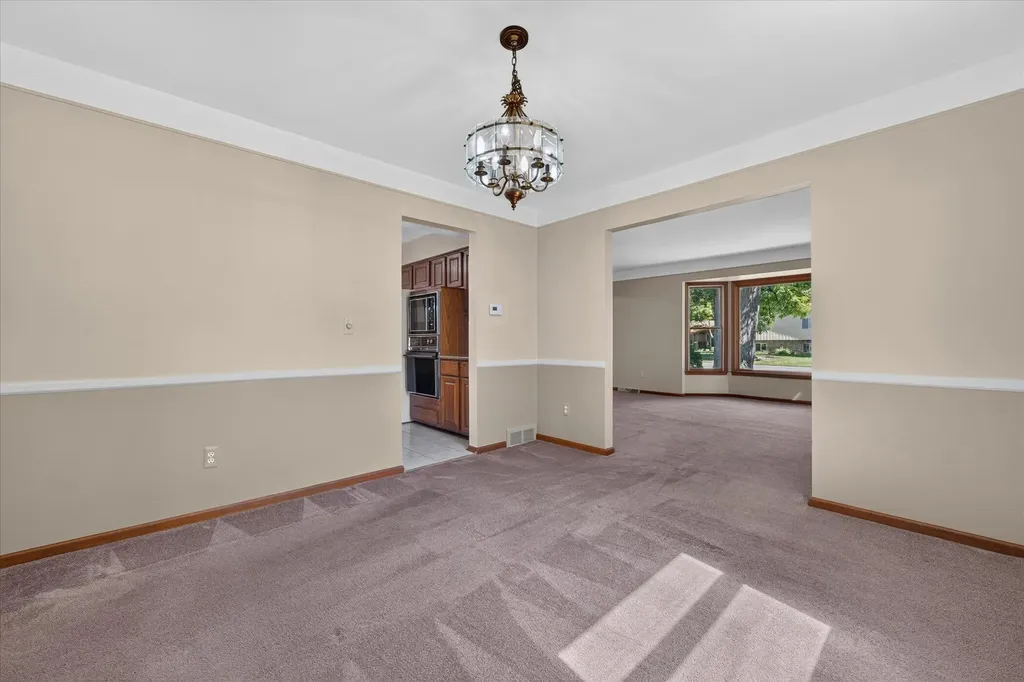 8441 Sarah Lane Grosse Ile Township MI 48138