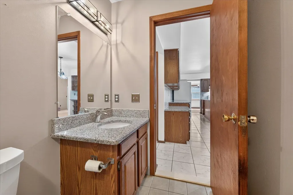 8441 Sarah Lane Grosse Ile Township MI 48138