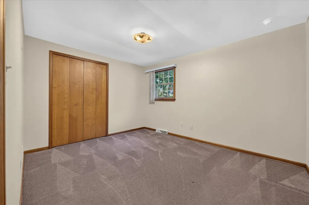 8441 Sarah Lane Grosse Ile Township MI 48138