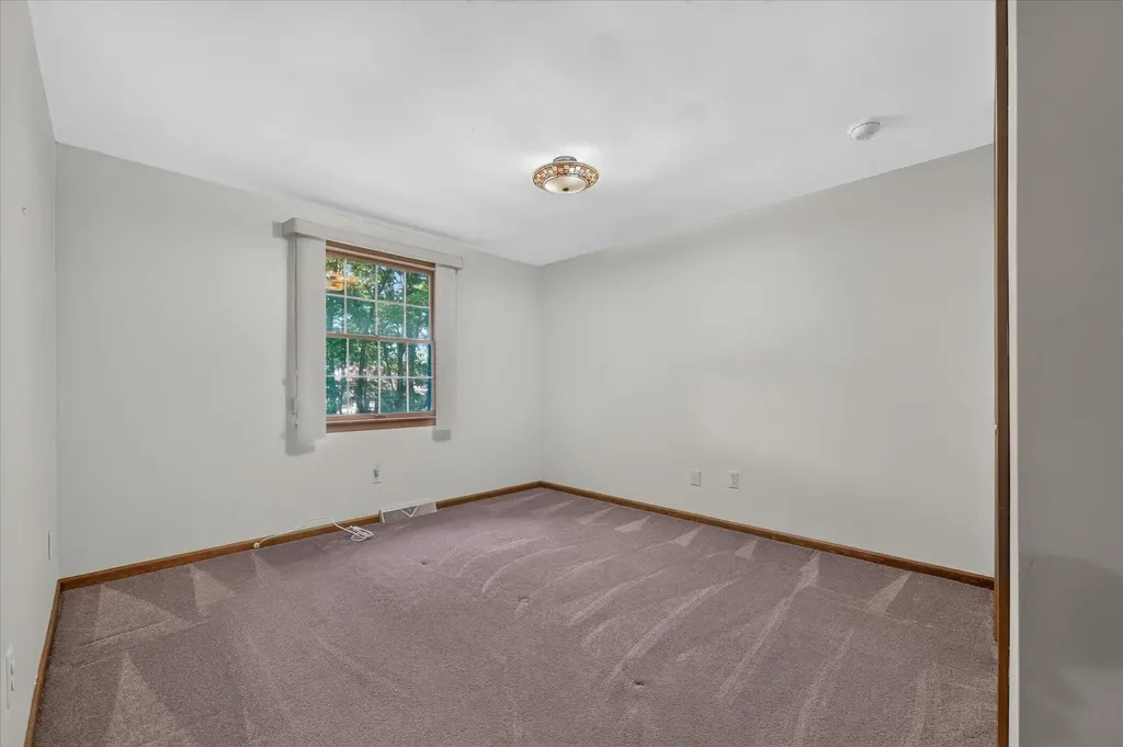 8441 Sarah Lane Grosse Ile Township MI 48138