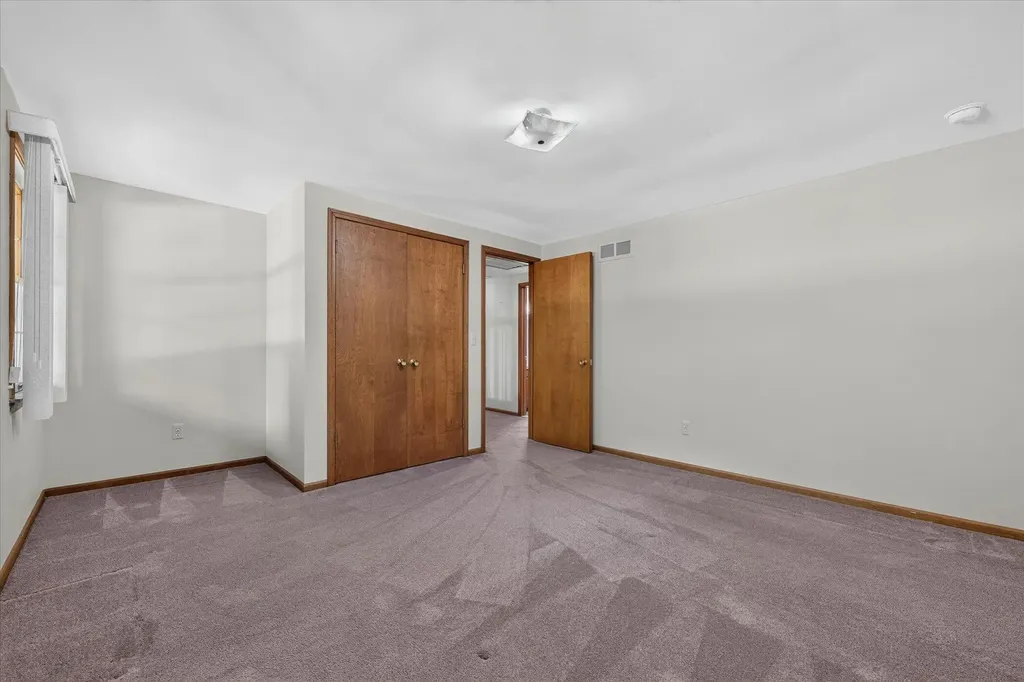 8441 Sarah Lane Grosse Ile Township MI 48138