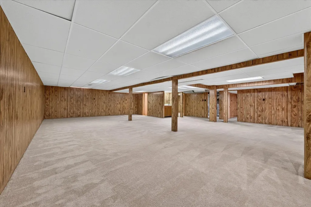 8441 Sarah Lane Grosse Ile Township MI 48138