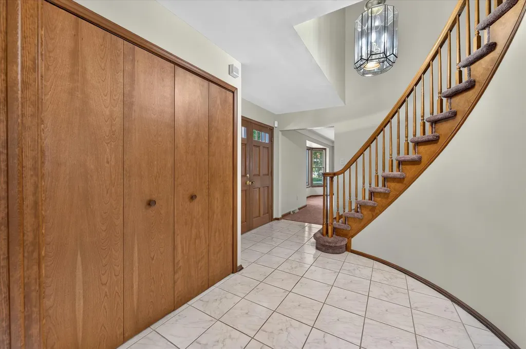 8441 Sarah Lane Grosse Ile Township MI 48138