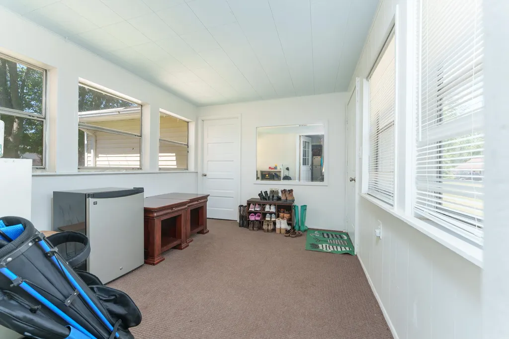 405 Washington Street Dundee Village MI 48131