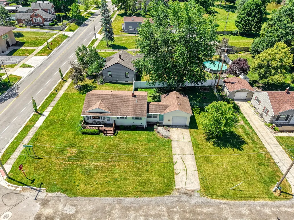 405 Washington Street Dundee Village MI 48131