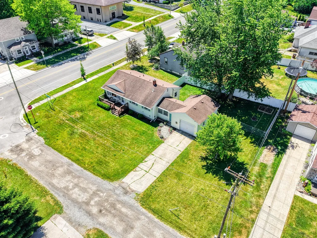 405 Washington Street Dundee Village MI 48131