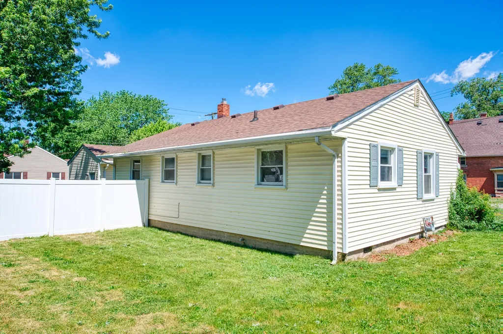 405 Washington Street Dundee Village MI 48131