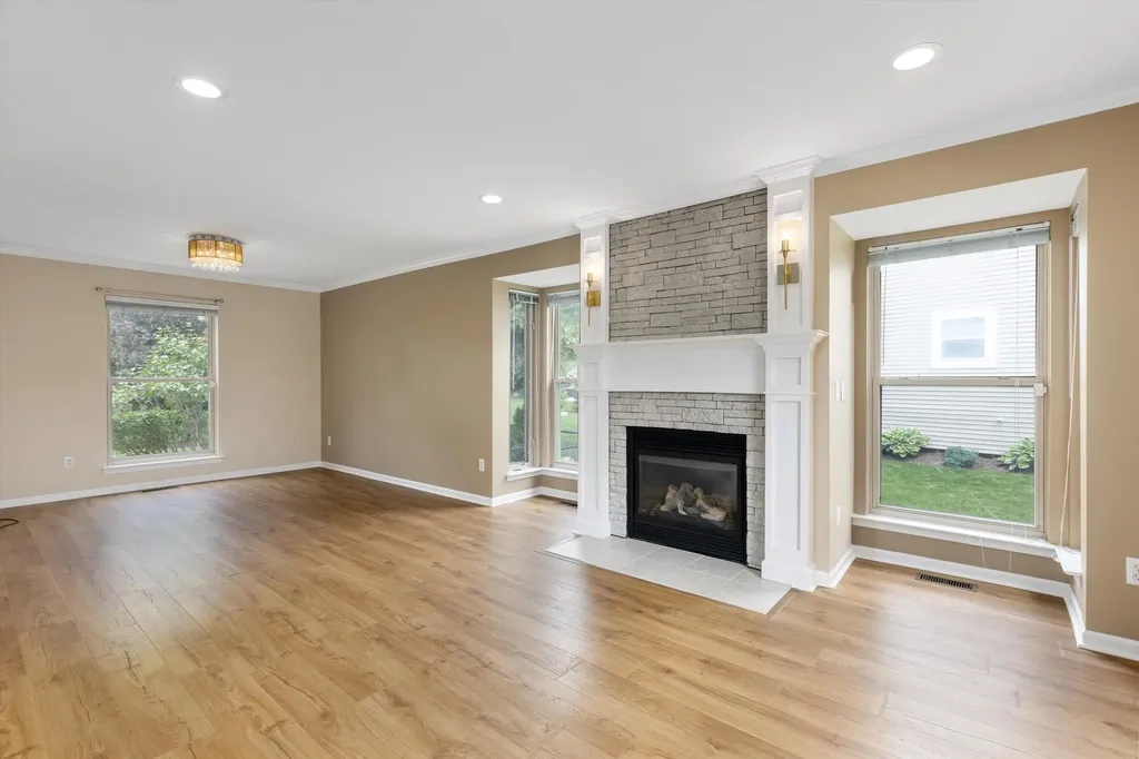 9655 Endicott Lane Ypsilanti Charter Township MI 48197